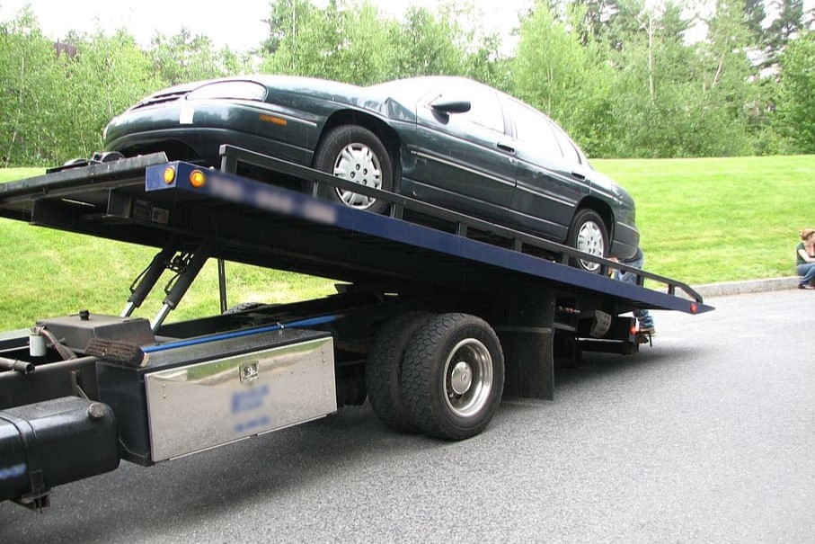 this image shows towing services in Lehi, UT